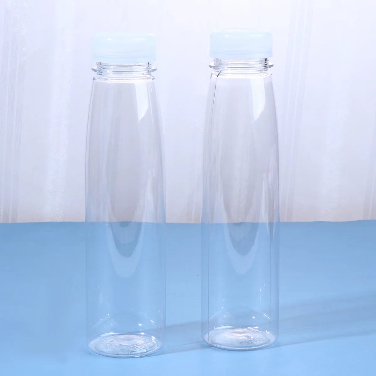 

10 PCS Plastic Drink Bottle Juice Shot Bottles with Lids Storage Favor Jars White