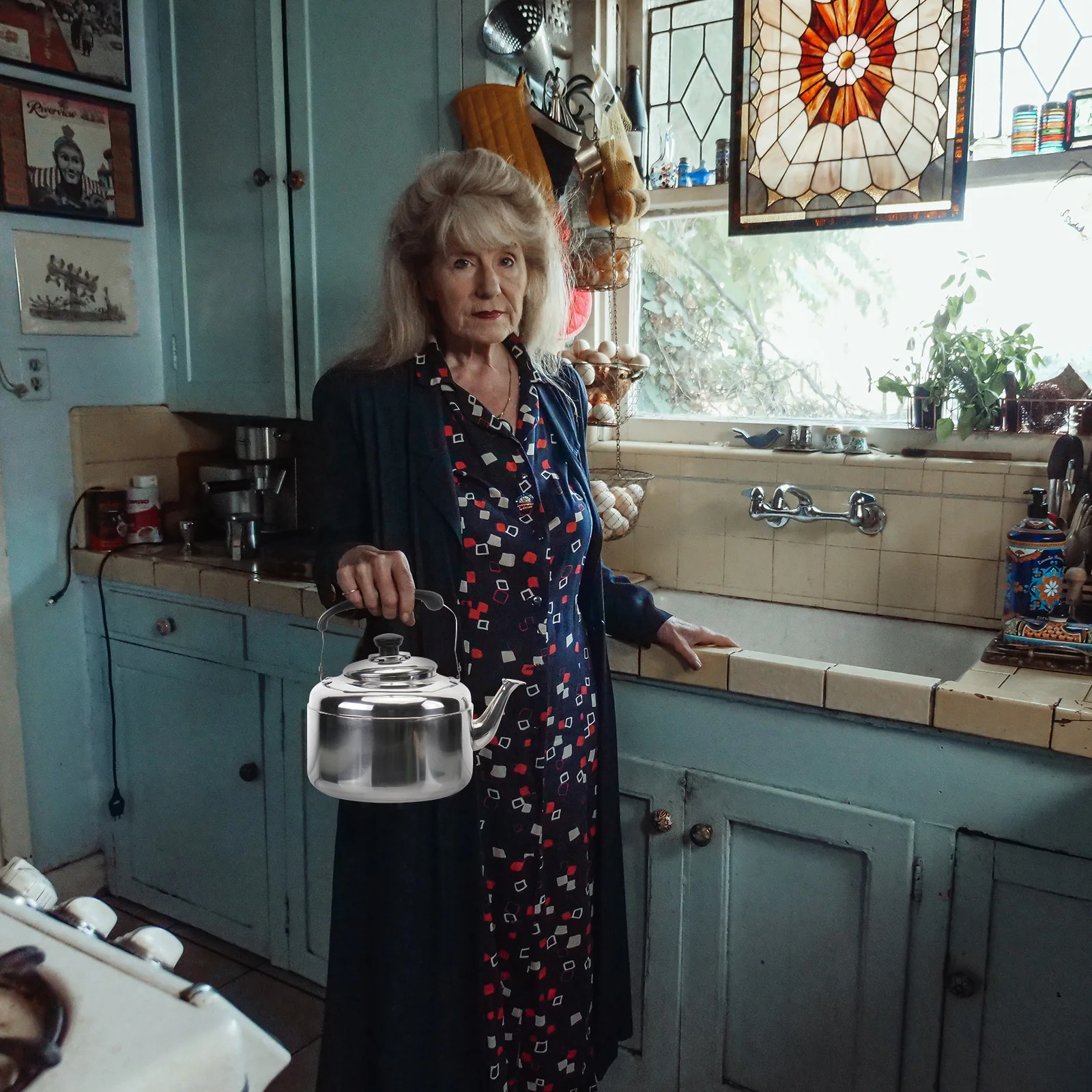 

1Pcs Rustless Teakettle Whistling Water Heating Kettle for Home Use Tea Coffee Mulled Wine Silver Thickened Teakettle