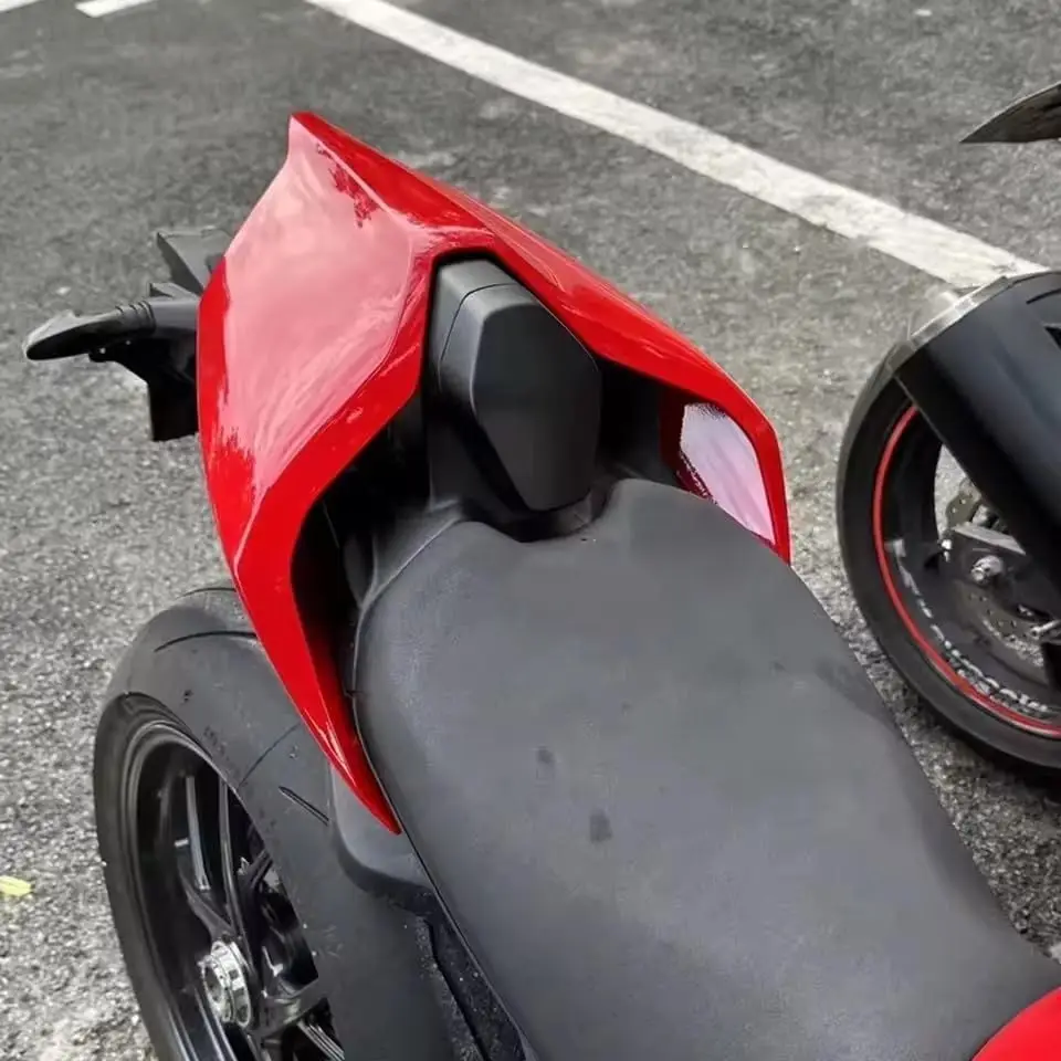Rear Pillion Seat Cowl Fairing Cover Cowling Panel for Ducati Panigale V4 V2 Streetfighter V4S 2018-2023 Tail Section Rear Seat