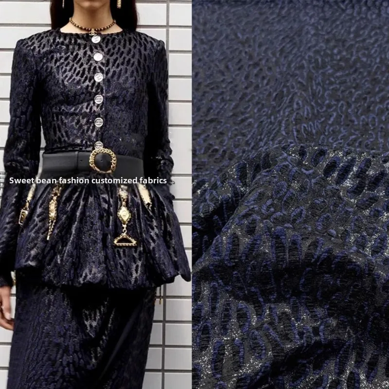 

Металлическая проволока, окрашенная пряжа с темным узором, жаккардовая ткань, парча, ткань для одежды, ткань для шитья своими руками, материал по метрам