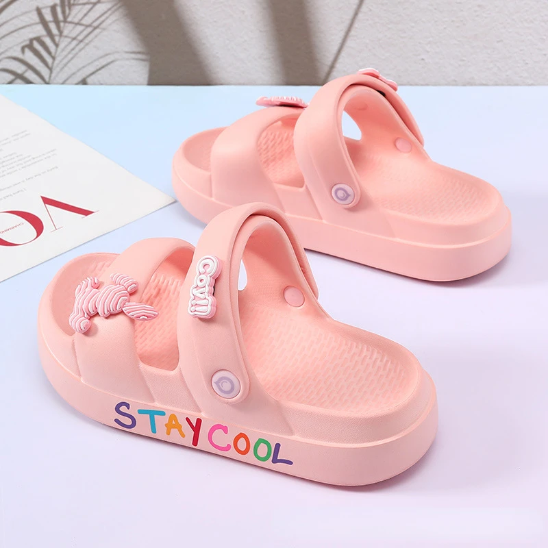 2023 fashionable, simple, soft-soled, lightweight, non-slip and breathable. Beach shoes, women shoes, slippers , garden shoes.