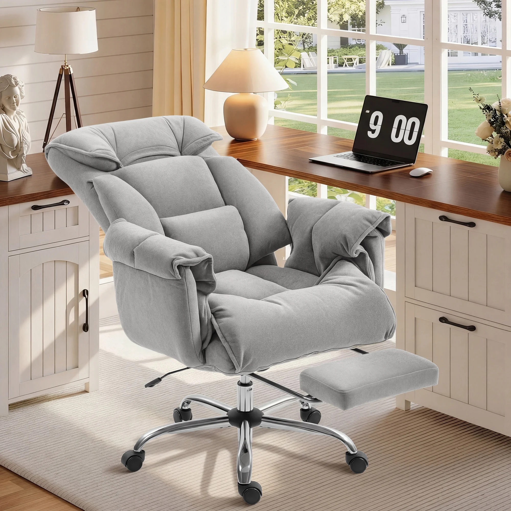 Chaise de bureau HOMCOM, chaise de bureau inclinable avec accoudoirs rembourrés, repose-pieds et dossier haut pliable, chaise pivotante réglable en hauteur avec finition en velours, chaise d'ordinateur rembourrée, gris clair