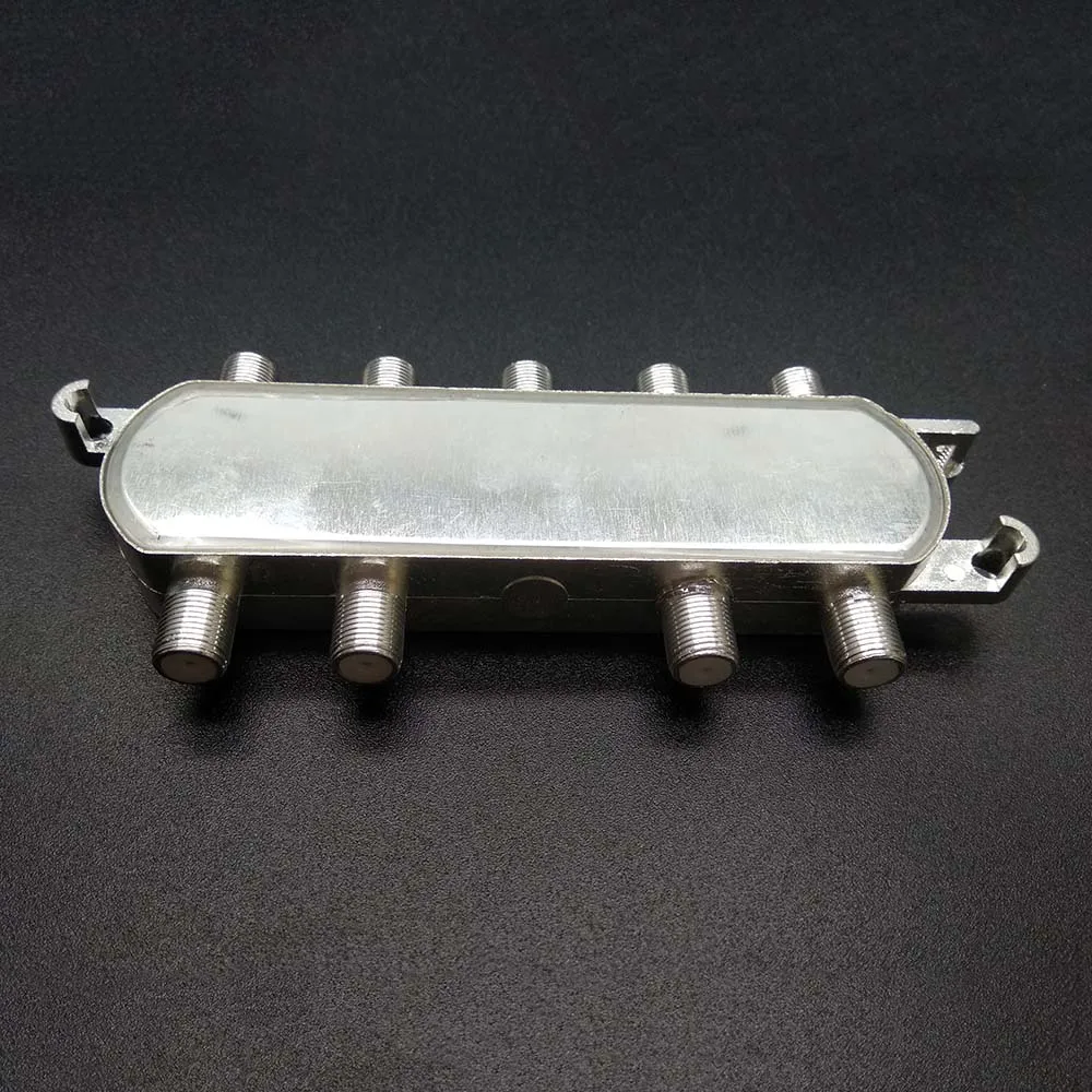 การสูญเสียการแทรกต่ำ 5-2400MHz สังกะสี 8-Way Satellite สัญญาณ Splitter ทีวีสัญญาณ Satellite TV เสาอากาศ RF COAXIAL CABLE Splitter