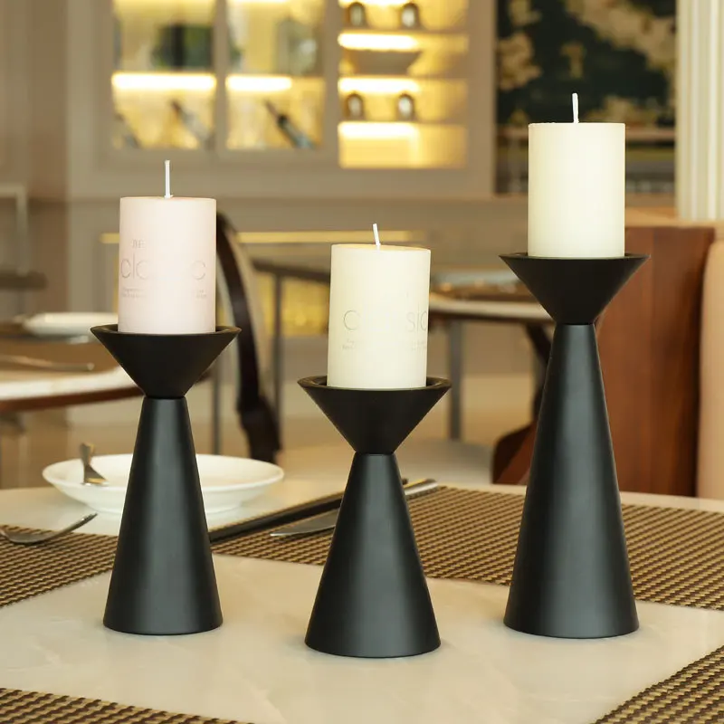 Withered Simple Iron Art Black Candlestick Valentine's Day Romantic Candlelight Dinner Candlestick Wedding Party Wine Cup Candle