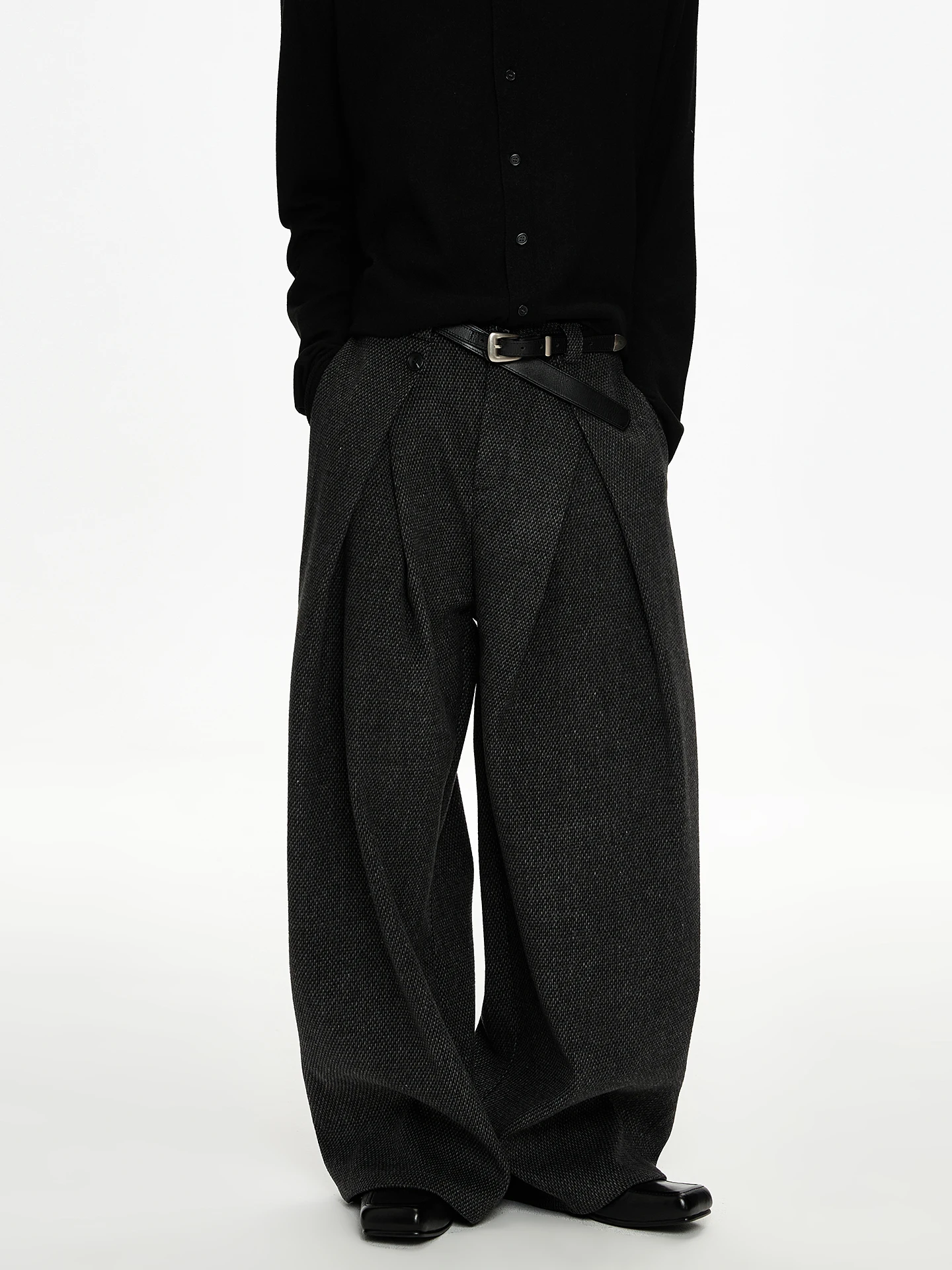 

a PUEE American Retro A-Line Woolen Pleated Casual Pants Men's Loose Straight New Feel Casual Trousers Polyester Fiber