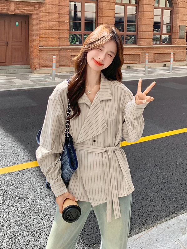

Женская ветровка с вертикальными полосками, приталенная, в корейском стиле, для ранней осени и весны