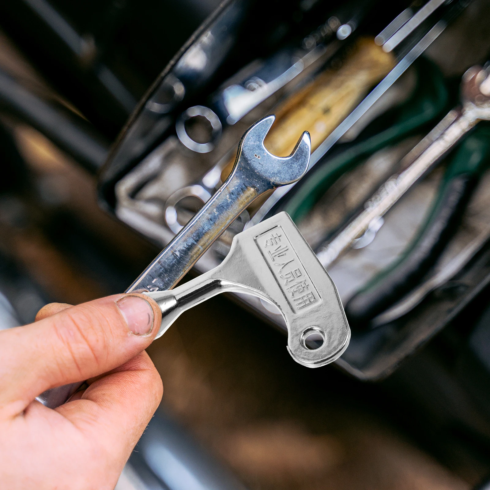 

Triangle Key Wrench for Water Meter Electric Cabinet Radiator Air Vent Gas Keys Multi Function Zinc Alloy Durable Tool Elevator