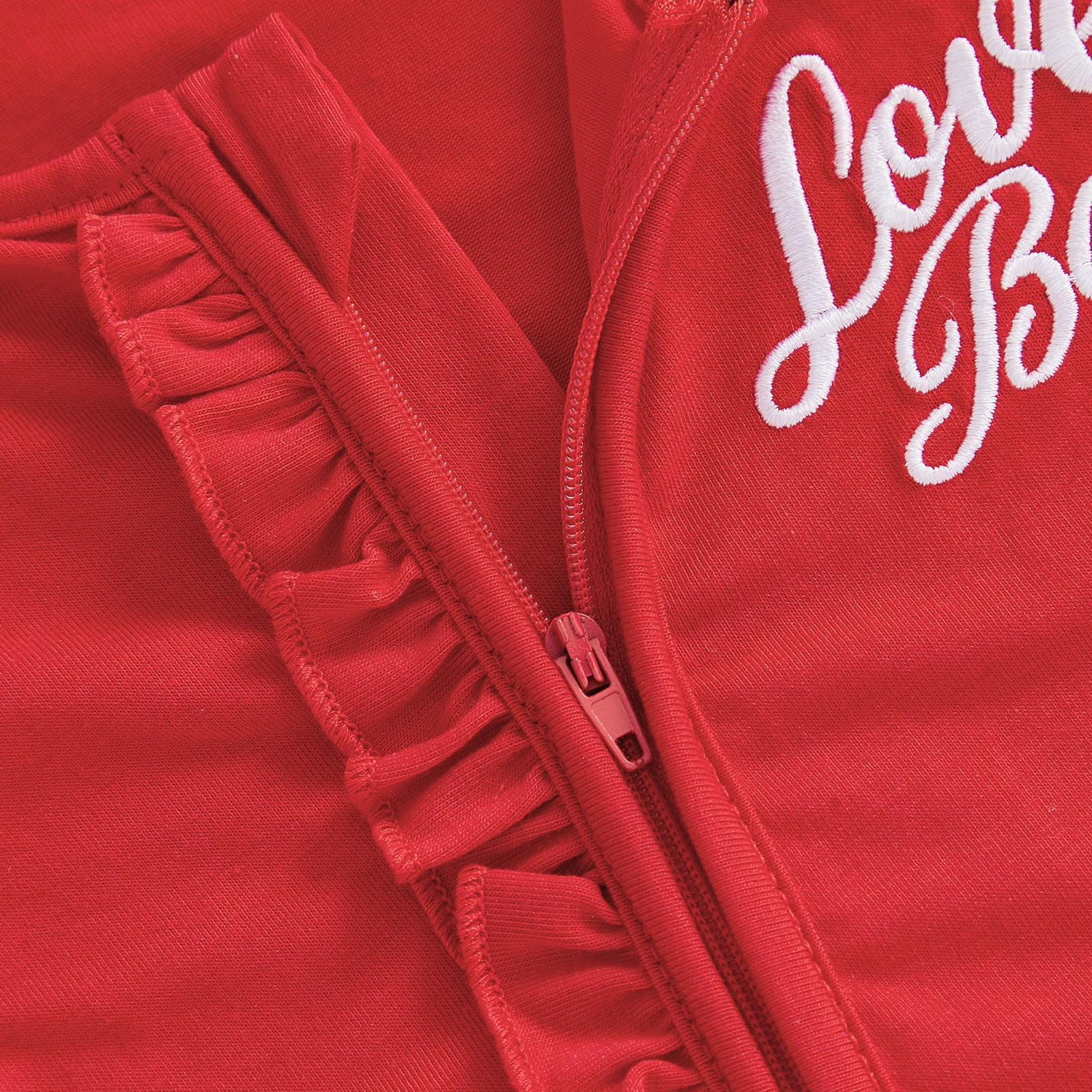 ชุดวันวาเลนไทน์สำหรับเด็กทารกแรกเกิด ลายตัวอักษร แต่งระบาย ซิปหน้า คอกลม แขนยาว ชุดรอมเปอร์แบบมีที่คลุมเท้า พร้อมที่คาดผม ชุด 2 ชิ้น