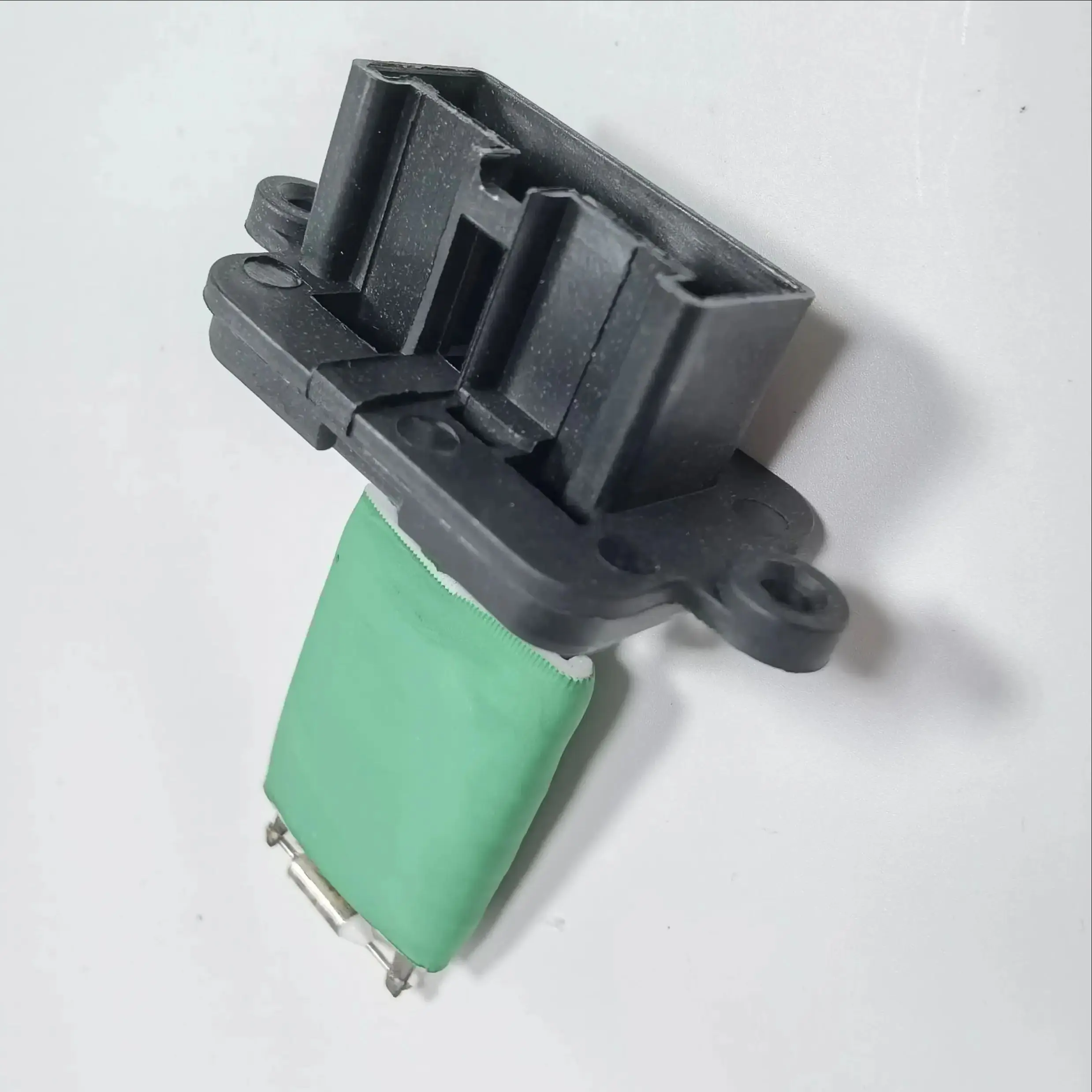 

Для Fiat Ducato Peugeot Boxer Citroen реле нагревателя резистор вентилятора 46723712 46723713 7082388 6441CA 77364714 47721250 77362433