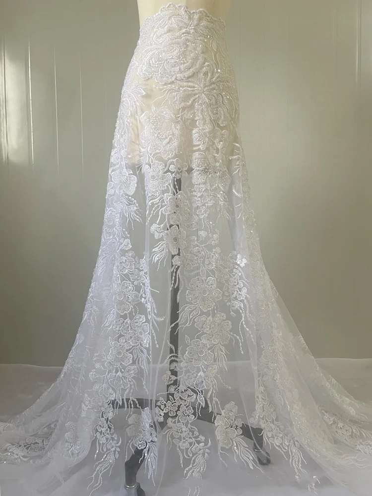 

Bridal Appliqued for Wedding Dresses Fabric Beaded Embroidery Lace Trim with Pattern Sequins Material