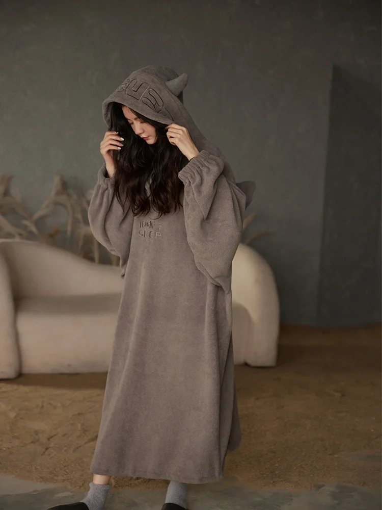 thiened-fce-winter-coral-velvet-sp-robe-women's-cute-home-clothes-long-length-polyester-fiber-warmth-and-comfortable