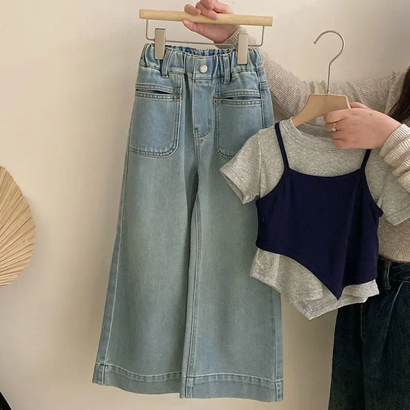 

Korean Children's Clothing Girls' Set 2025 Children's Fashion Short sleeved Top Western Style Little Girl Wide Leg Pants Jeans