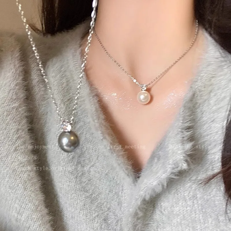 

Women Pearl Pendant Necklace Minimalist Niche High-end Clavicle Chain Luxury Fashion Jewelry Accessories