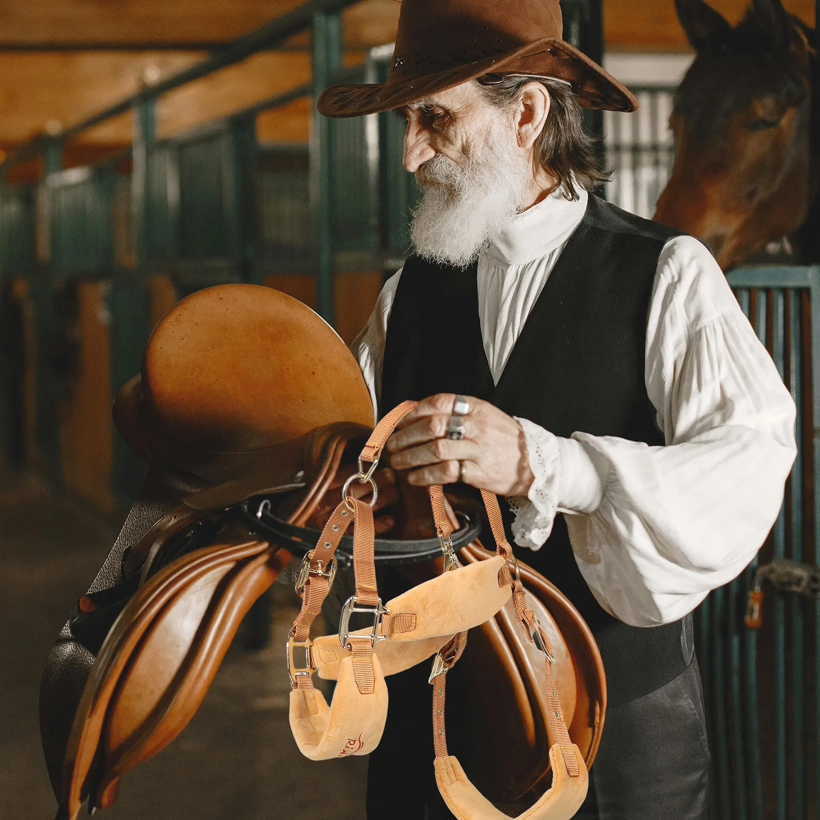 Padded Adjustable Horse Halter and Rope Equestrian Accessory for Daily Training Horse Shows Racing Comfort Communication