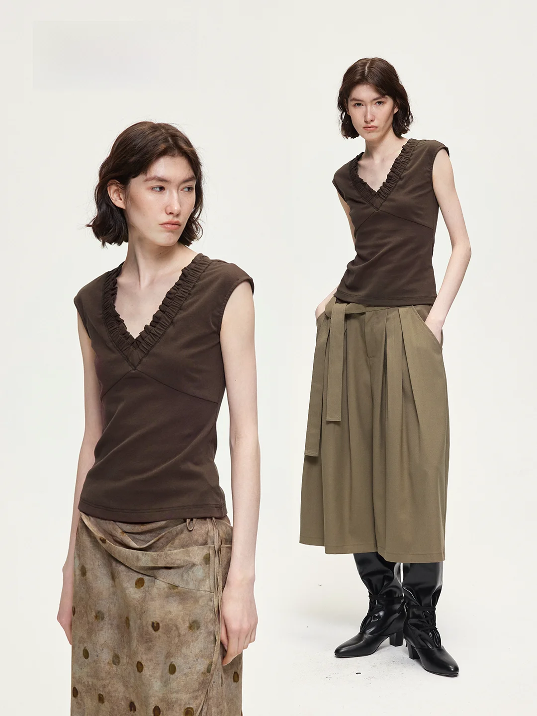 

Женская хлопковая майка ACOSEY Slim Fit с V-образным вырезом, плиссированным дизайном и короткими рукавами, повседневная, трикотажная