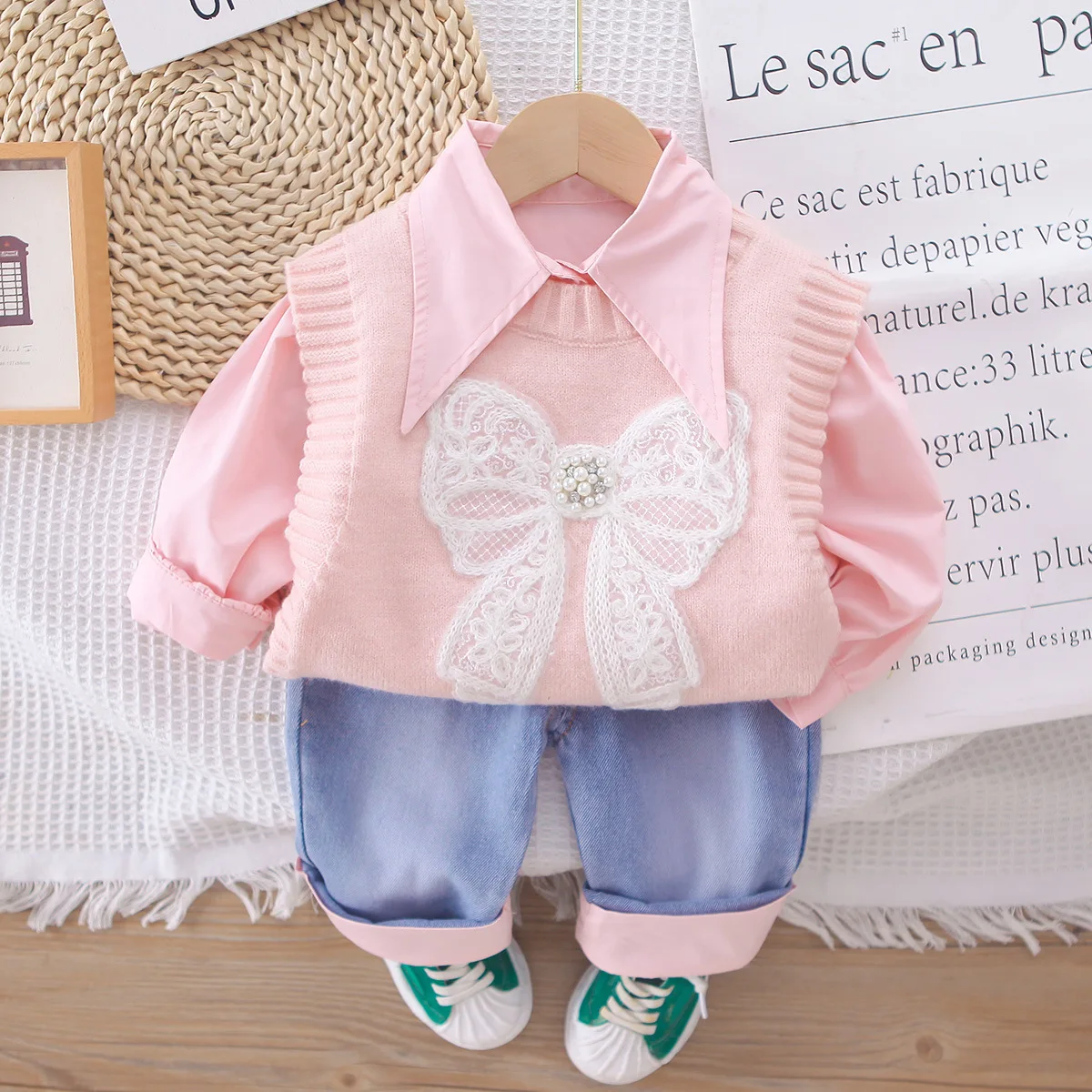 2025 Spring New Girls Clothing Set 1-5Y Girls Suit Solid Shirt Matched Bow Knit Vest And Blue Jeans 3 PCs Girls Suit
