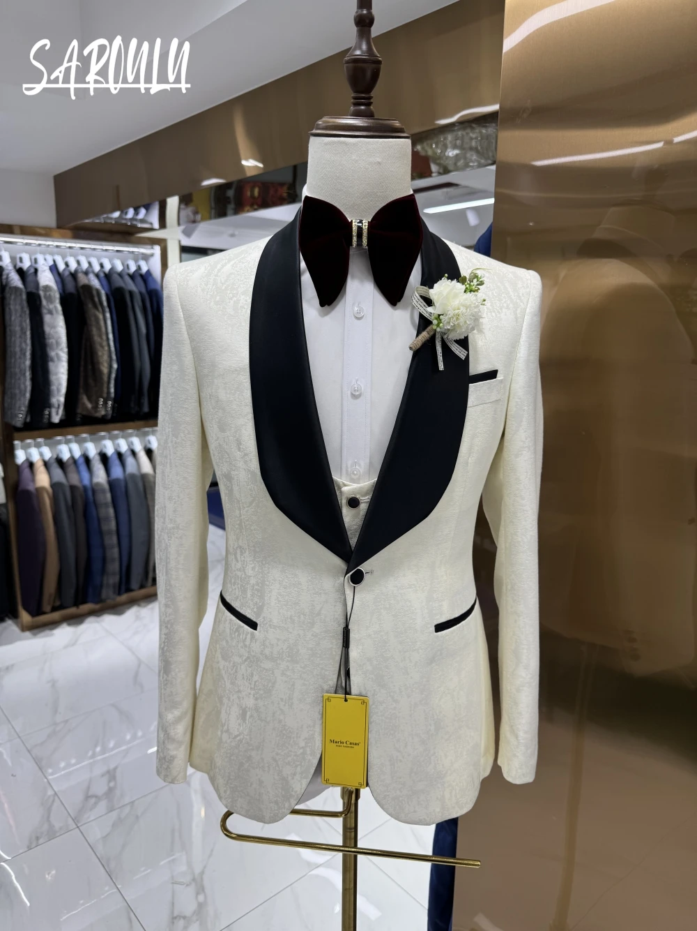 

Stylish Decent Men's Suit Elegant Shawl Lapel Handsome Customized Groom Wear Formal Jacket Vest Pants Party Set Fast Shipping