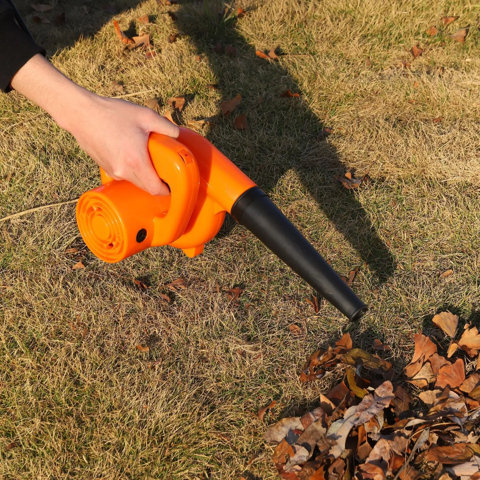 Adjustable Speed Electric Blower, High Power Snow & Leaf Blower, Plug-in Dust Cleaner for Industrial & Home Use