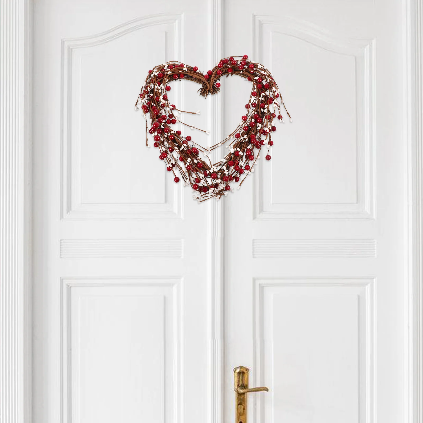 

Heart Shaped Artificial Berry Wreath Romantic Garland Valentine Door Window Hanging Wedding Decor Heart Shaped Foam Garland