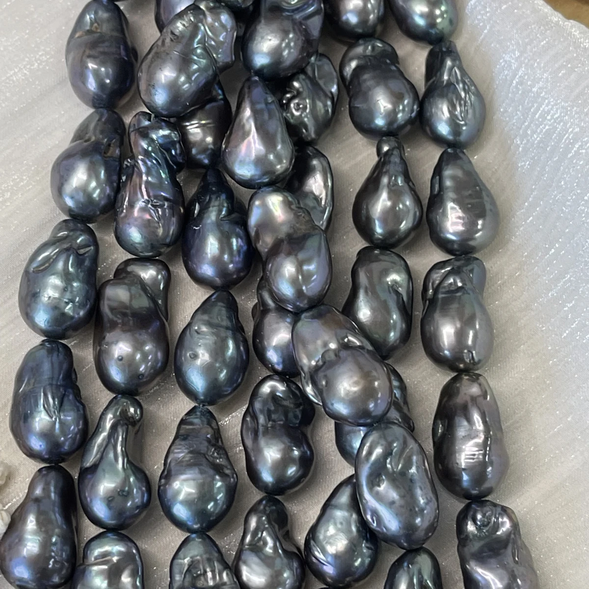 Baroque Natural Freshwater Pearl Black Fish Tailed Bead Charms for DIY Women Men Necklace Bracelets Jewelry Making Accessories