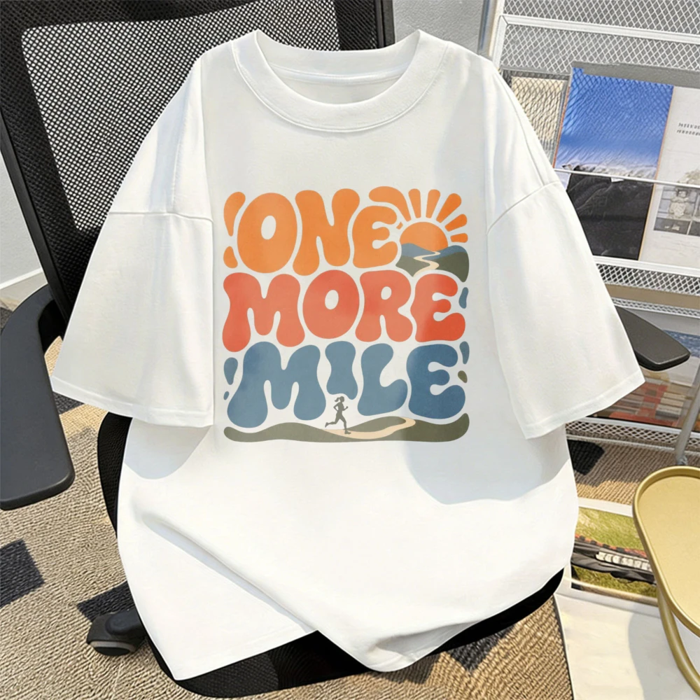 One More Mile Runner Marathon Motivation Retro Graphic Shirt Fashion Unisex Streetwear Tees Funny Casual Short-sleeve Tshirt