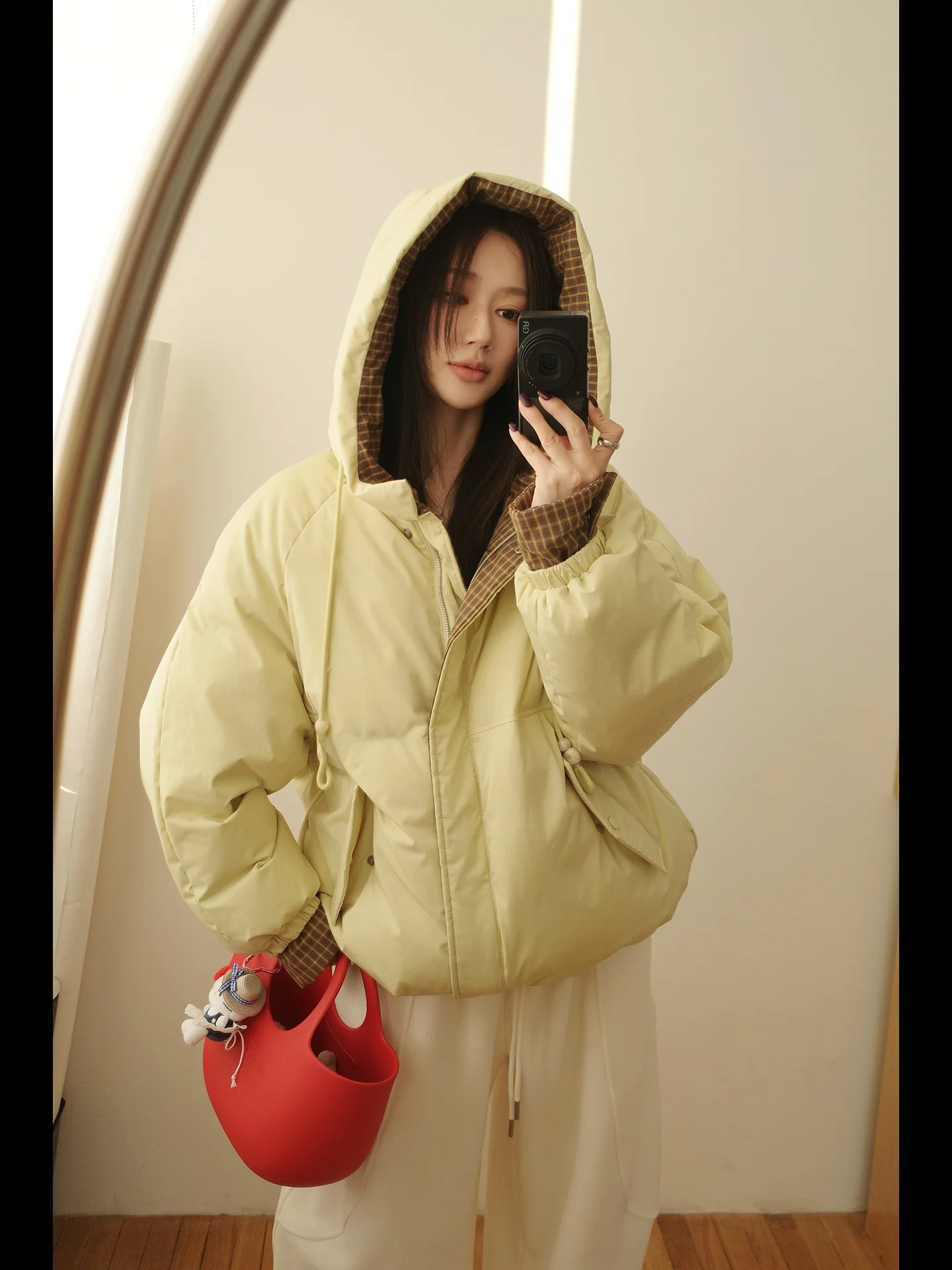 

Водонепроницаемая короткая пуховая куртка YUM с наполнителем из 90% белого пуха, зимняя, в клетку, с капюшоном, утепленная, верхняя одежда