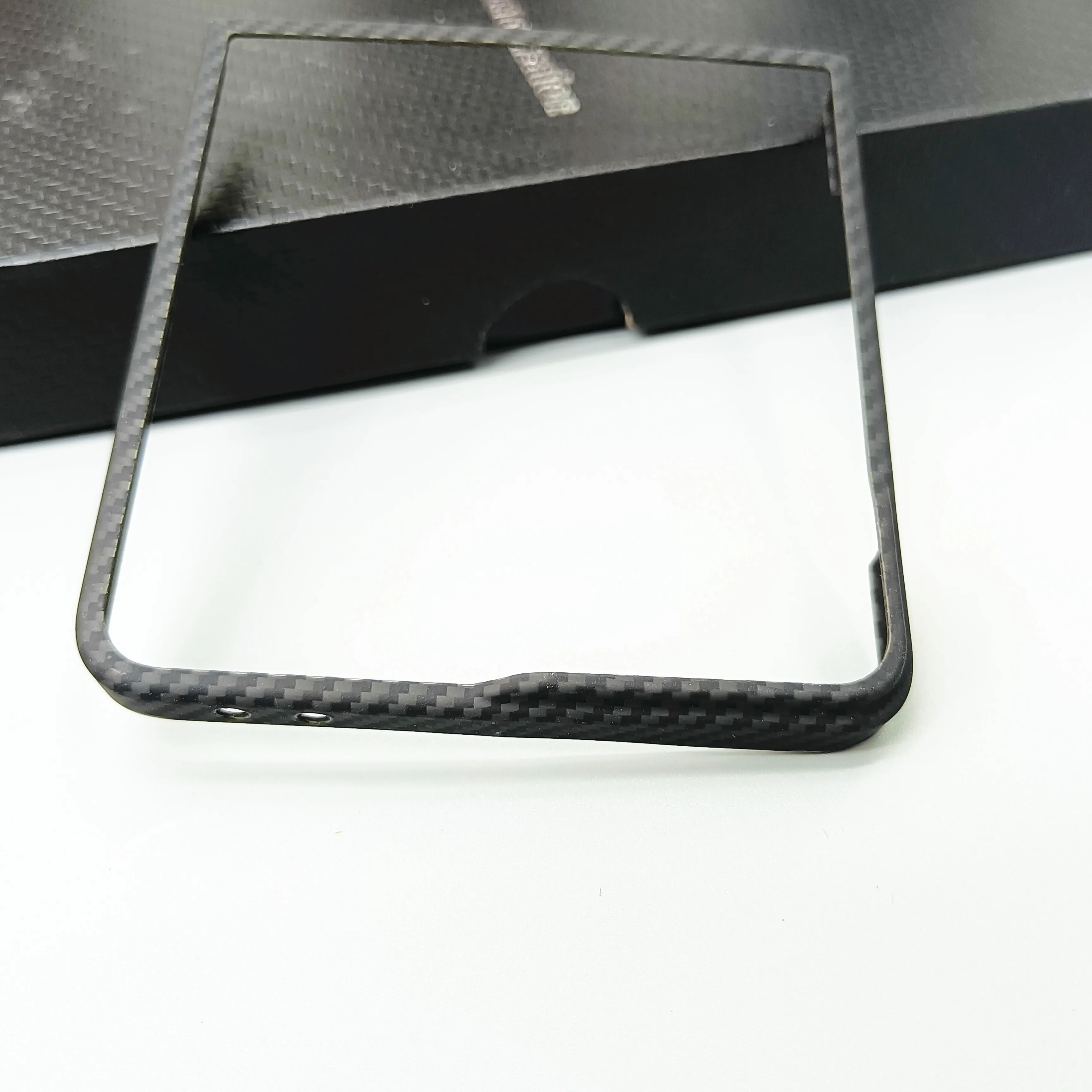 Genuine Aramid Carbon Fiber Slim Case For Samsung Galaxy Z Flip 7 Flip7 ZFlip7 Matte Ultra Thin Hard Armor Back Cover