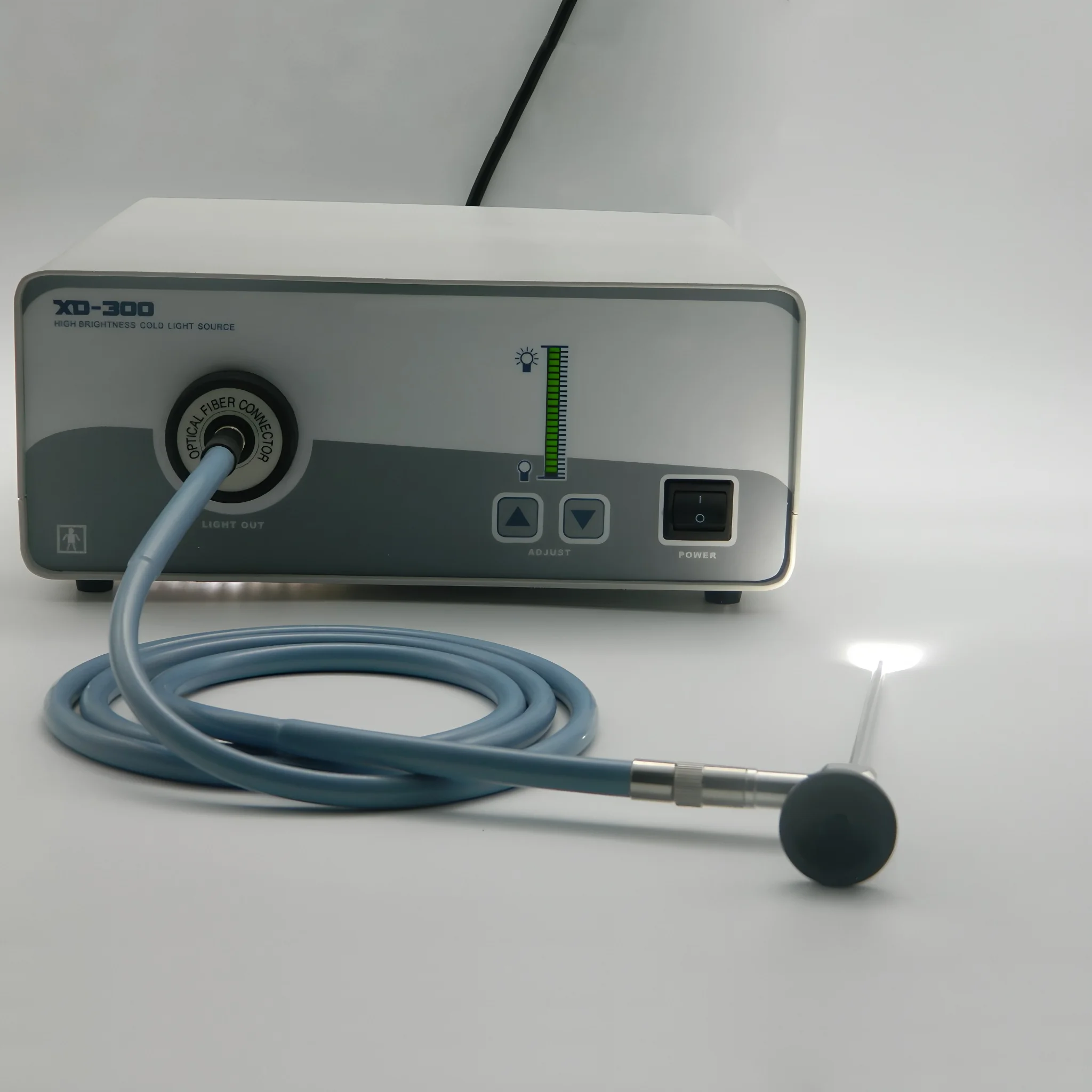 Picture 4: 250W Medical Endoscope Xenon Cold Light Source,  Brightness Fiber Optic Medical Light Source minimally invasive surgery light