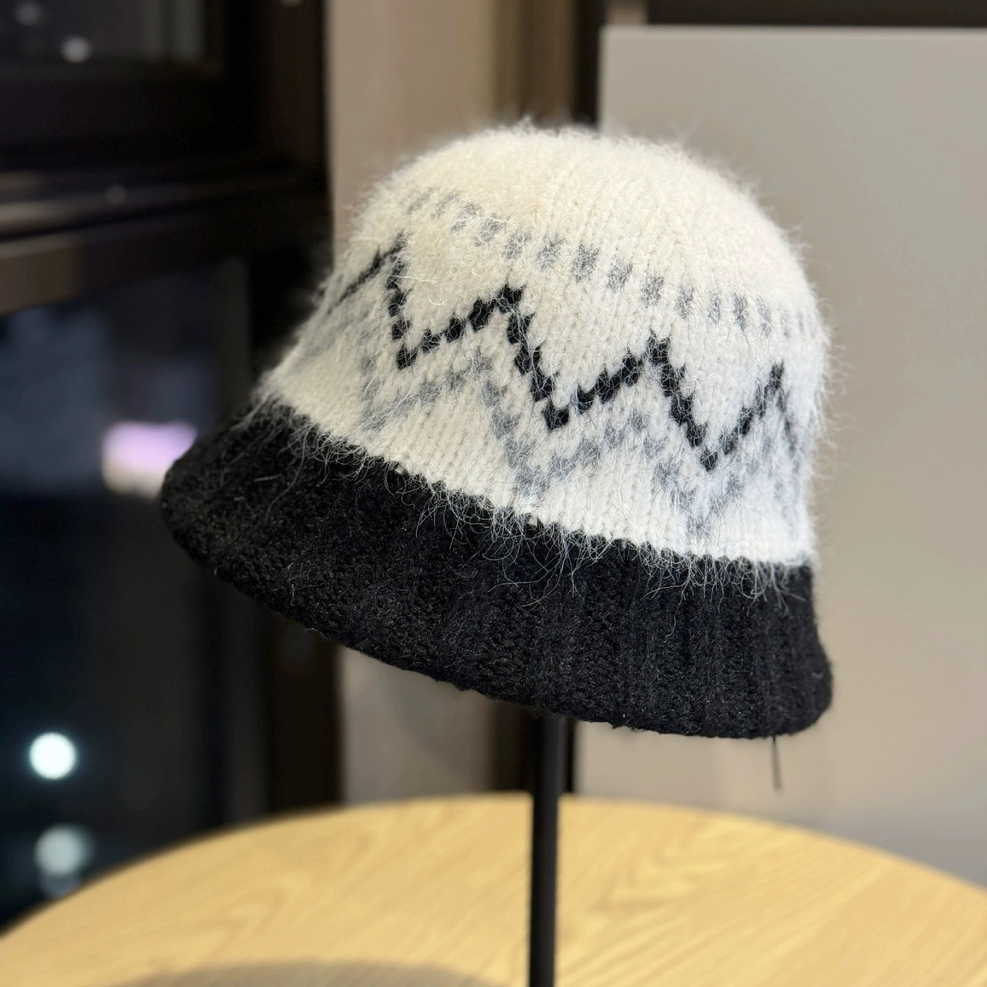 Neue Gestrickte Fischer Hut für Frauen Winter Warme Mütze Fair Isle Stil Koreanische Ohr-Schutz Woolen Hut Große Kopfumfang – Detail 6