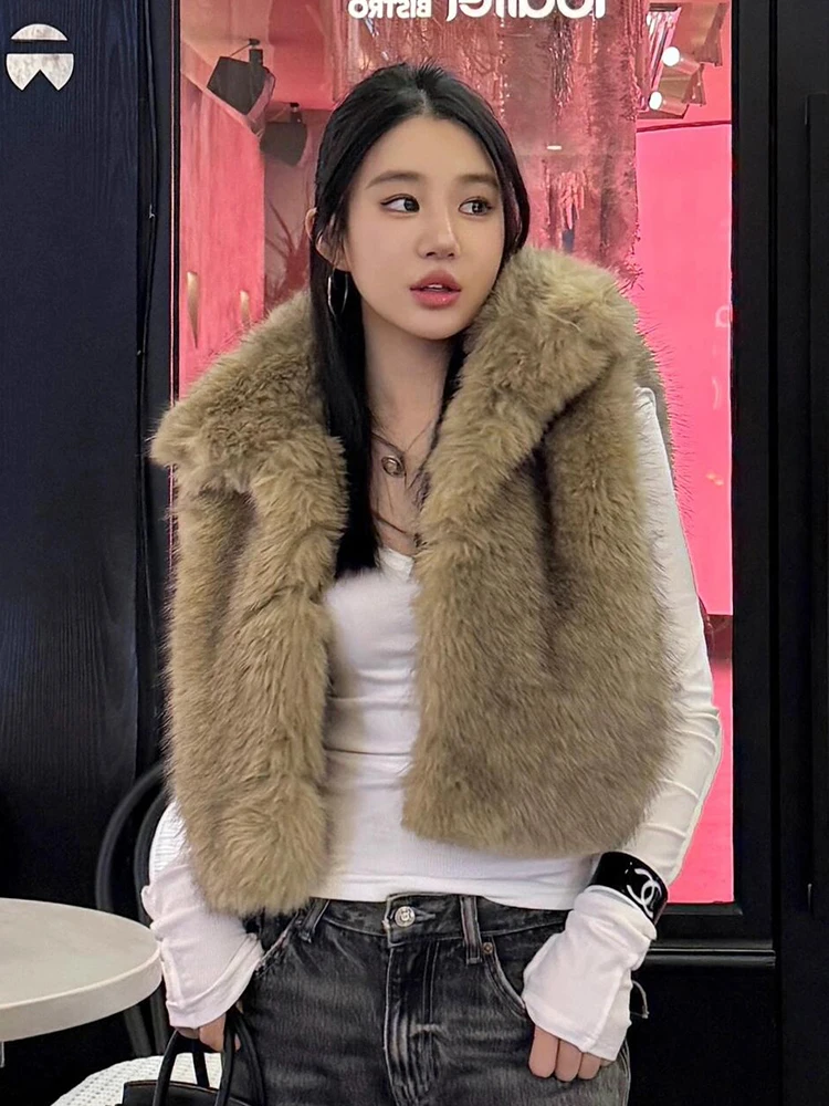 

Faionable Women's Outerwear Vest 2025 New Autumn Winter Thiened Fur Jaet Comfortable Warm Windproof ort Sle