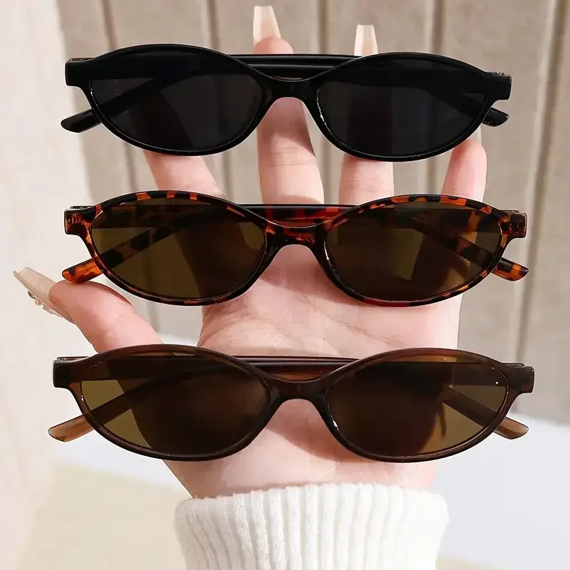 3-teilige ovale Brille mit kleinem Rahmen, modische und personalisierte dekorative Brille, geeignet für Geschenke, beste Wahl