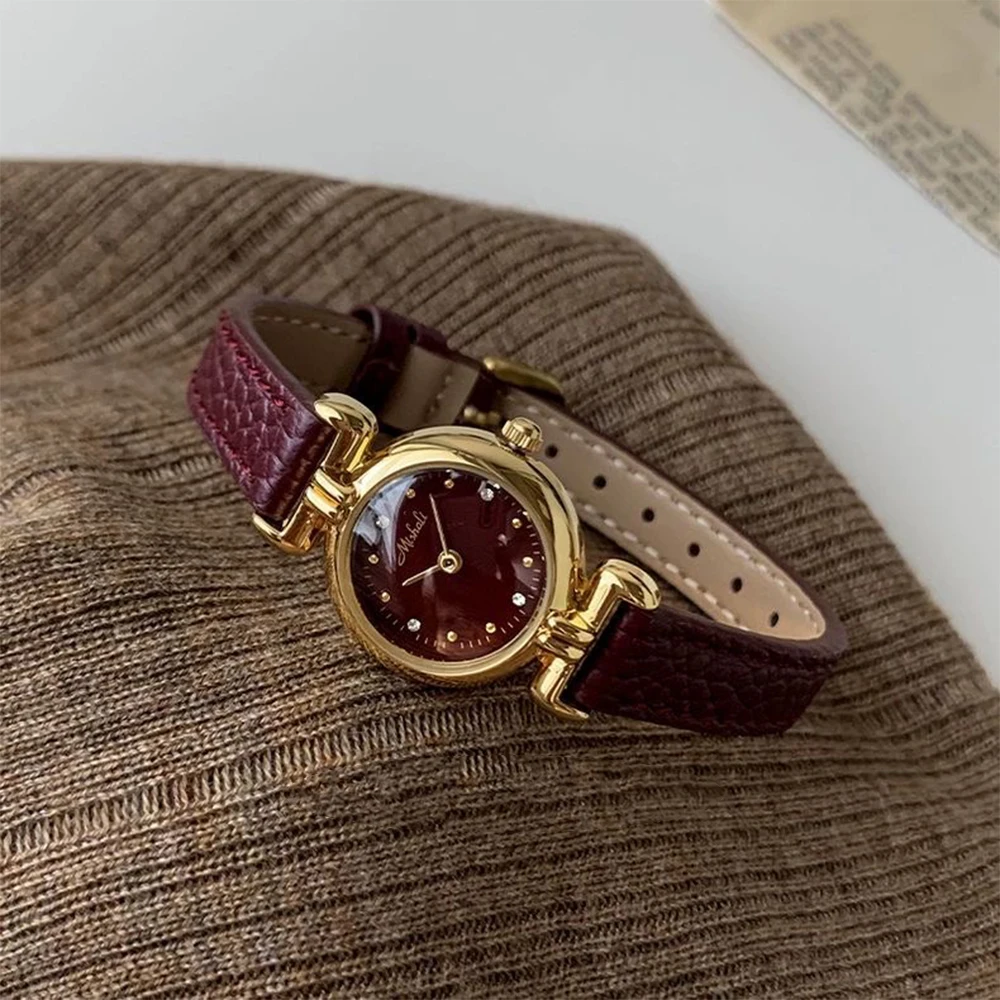 Vintage Temperament Wine Red Serie belt quartz Watch For women\'s girl watch Women\'s accessories wholesale