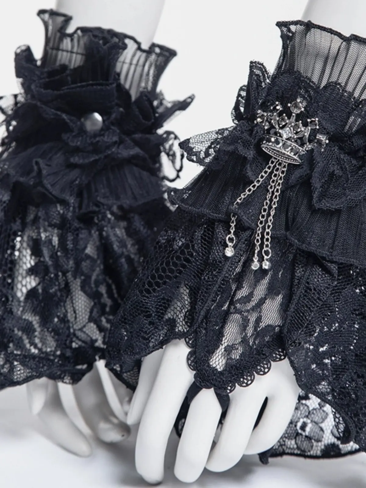 Gothic dack Lolita Delicate Crown Lace Finger Gloves Lace Bow Hand Sleeves Women
