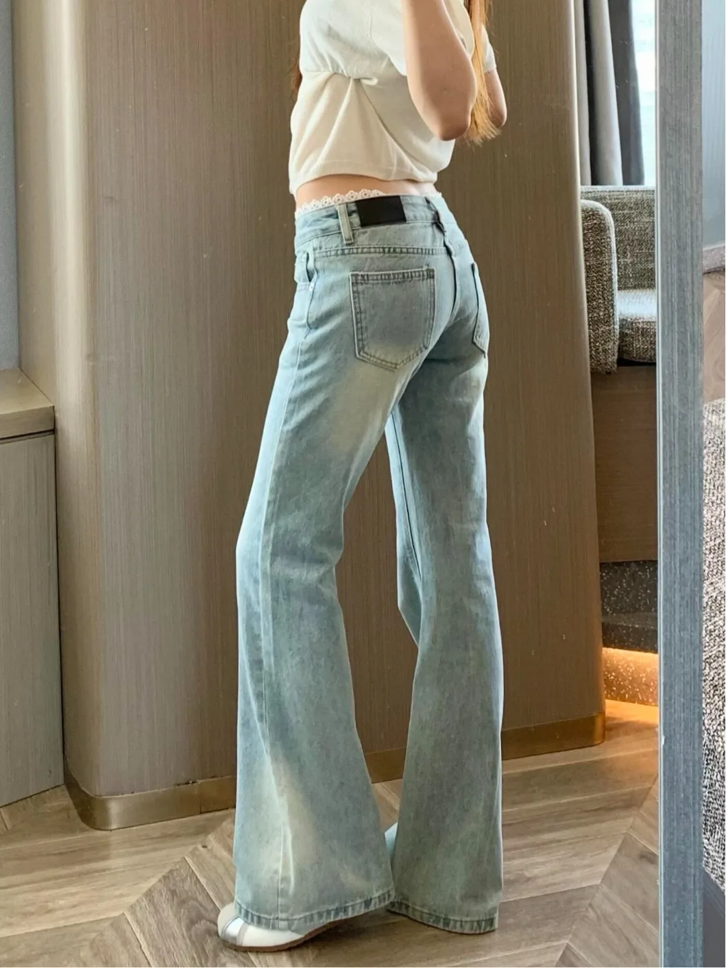 

Low Waist Bell Bottom Jeans Women's Summer American Style Light Wash Lace Trimmed Tapered Leg Trendy Ladies Denim Pants