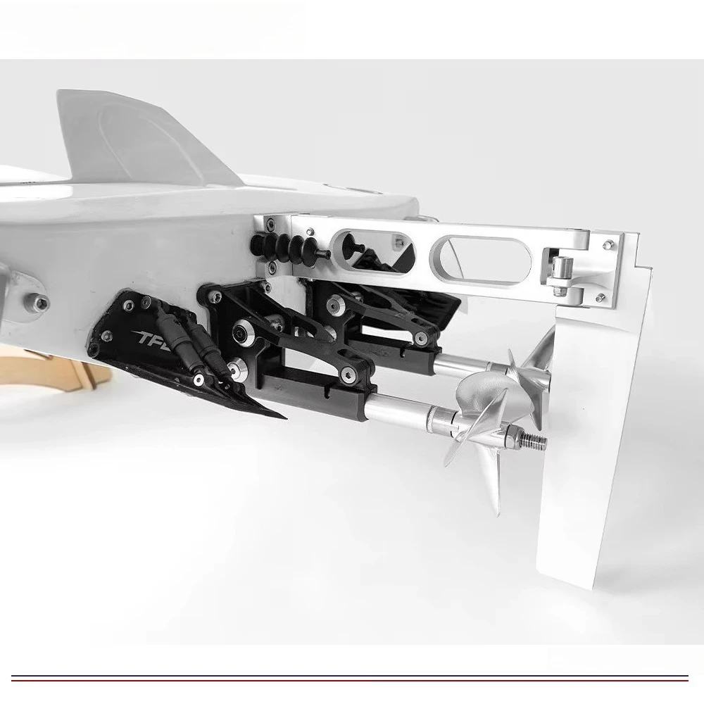 TFL 1155 Arrian Carbon Fiber (double) Electric Dual Motor RC Boat