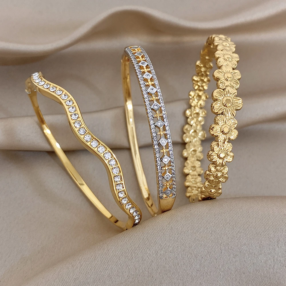 

Elegant Small Flower Wave Design Stainless Steel Bangle for Women Zircon Golden Waterproof Spring Bracelet Charm Jewelry Gift