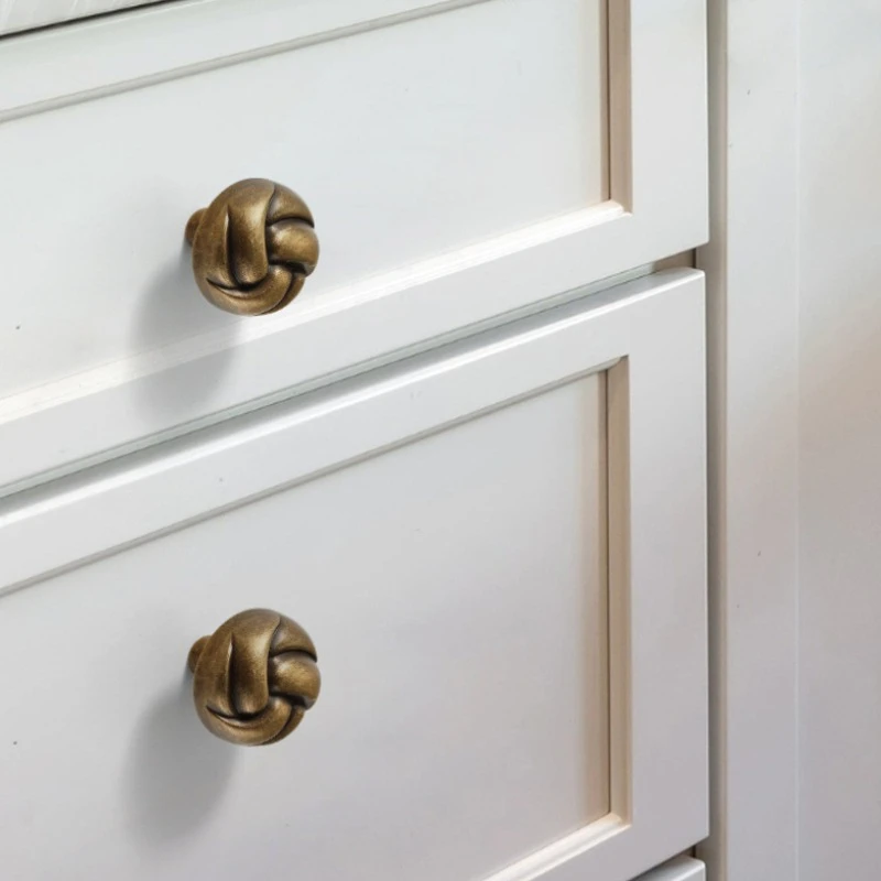 

French Vintage Brass Knobs for Furniture Bronze Handles for Wardrobe and Drawer Kitchen Cabinet Handles Shoe Cabinets Pulls