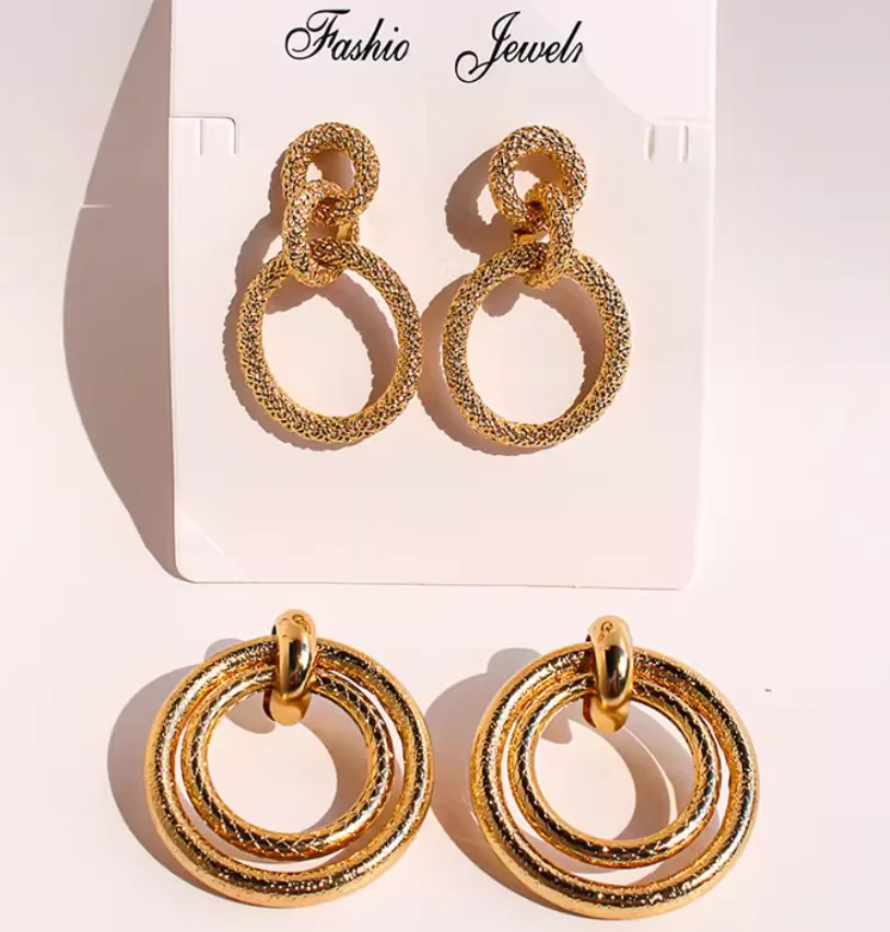 

Foreign trade jewelry European and American fashion lava texture metal chain circle earrings exaggerated round earrings.