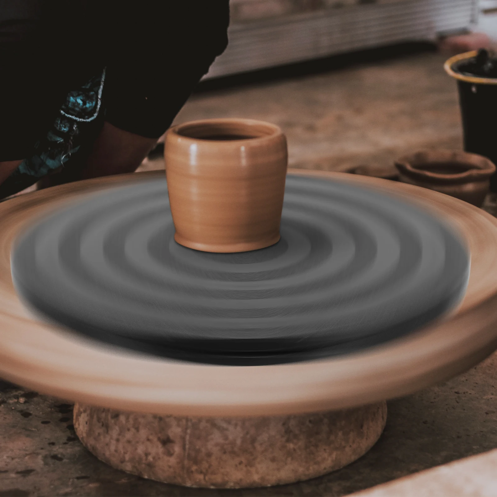 

Plastic Clay Turntable Base Durable 360 Degree Rotating Swivel Plate For Ceramic Art Classes Clay Sculpture Tool Pottery Wheel