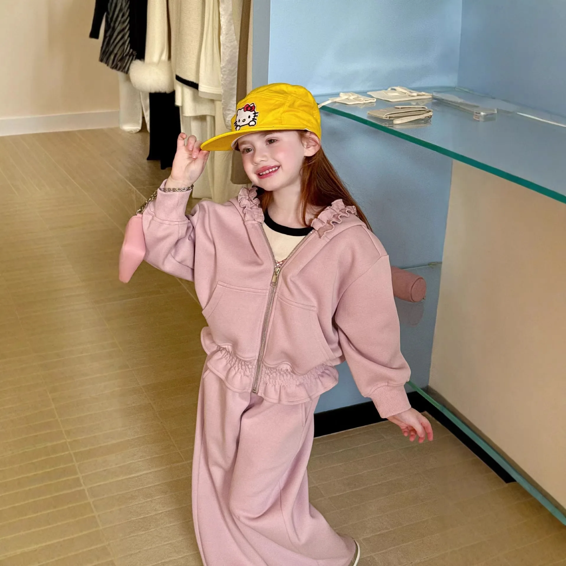 

Girls Set 2026 Spring New Korean Sweet Knitted Lace Set Casual Fashion Daily Western Style Sports Versatile Wear