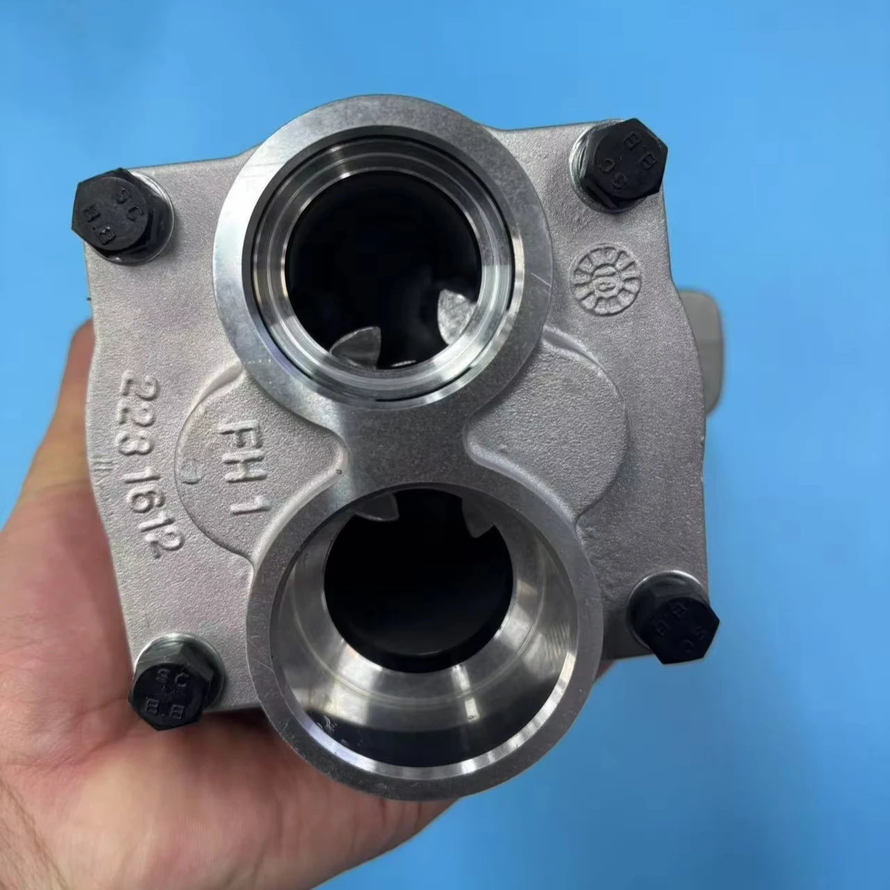 Oil Pump 233-5220 F…