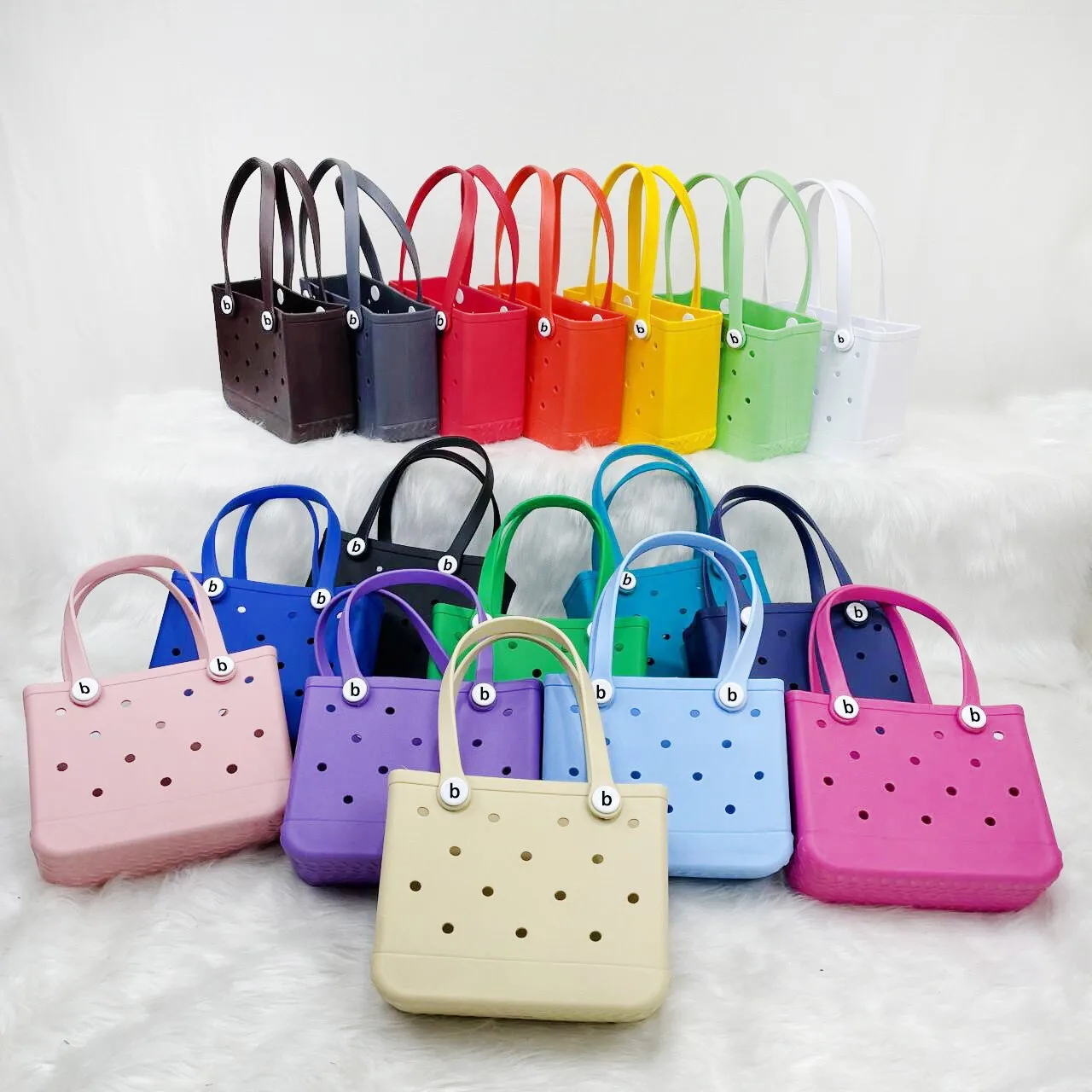 

Popular European and American fashion outdoor EVA beach bag portable storage hole large capacity basket shoulder bag