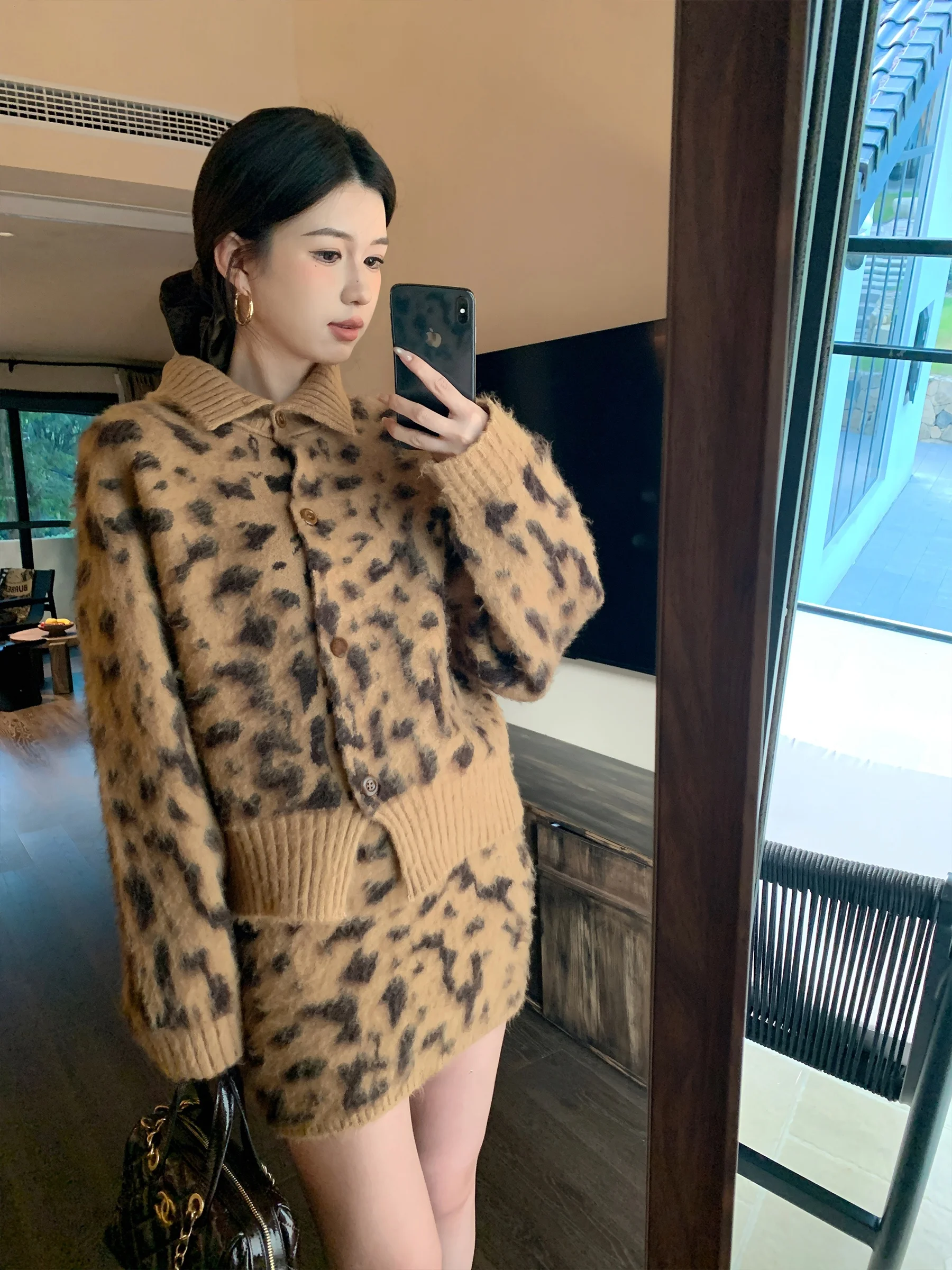 

Sam Seoi Осенне-зимний вязаный кардиган с леопардовым принтом, свободный универсальный свитер с длинными рукавами и воротником-стойкой для женщин