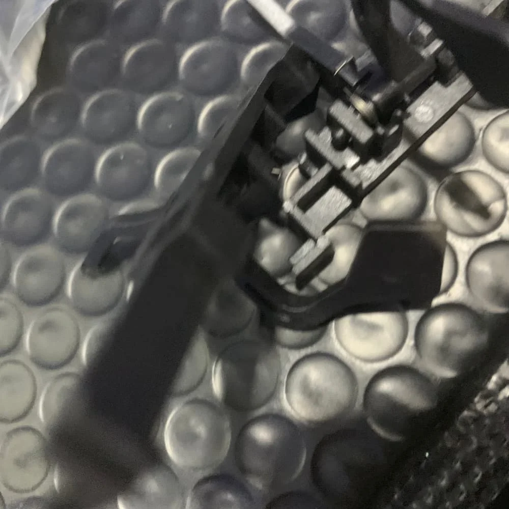 

JC72-00987A PMO EXIT ACTUATOR Holder for Samsung ML 1510 1520 1710 1740 1750 SCX 4016 4116 4216 4100 4200 4300 SF 560 565 750