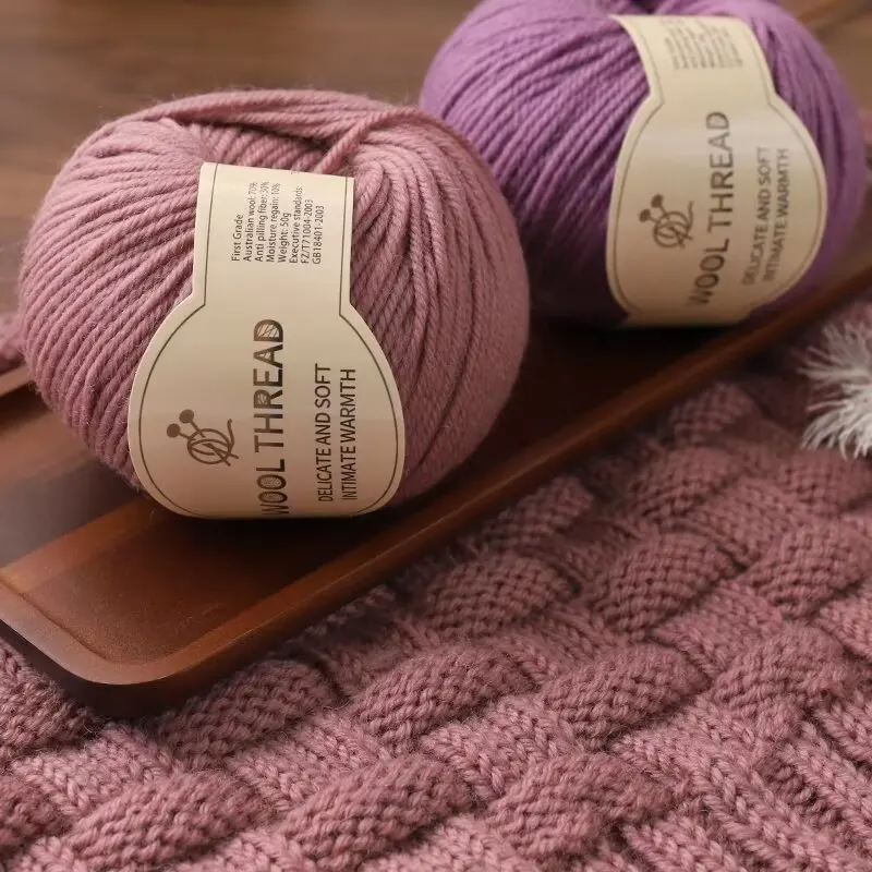 

50g medium-thick combed angora wool yarn, a warm and stylish DIY hand-knitting material pack suitable for making sweaters