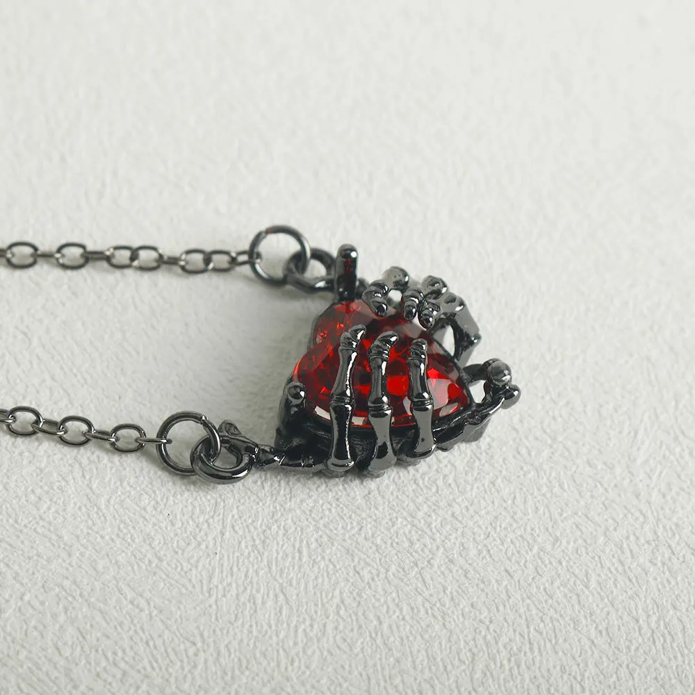 New Exaggerated Punk Gothic Personality Dark Red Heart Ghost Claw Pendant Necklace for Women Men Fashion Black Hip Hop Jewelry