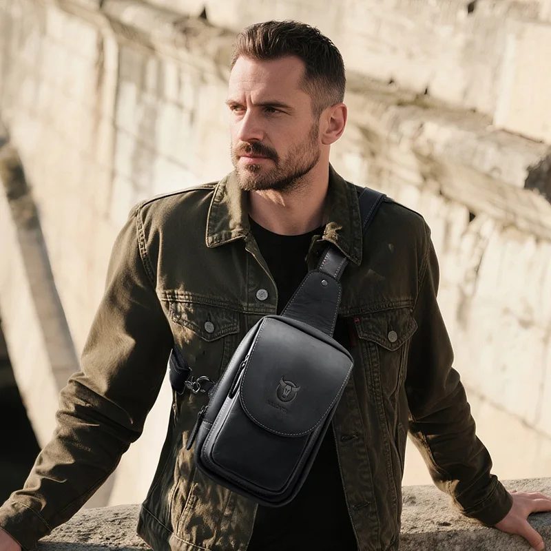 

Chest bag men real leather retro crazy horse leather casual shoulder diagonal across chest bag mobile phone ipad storage