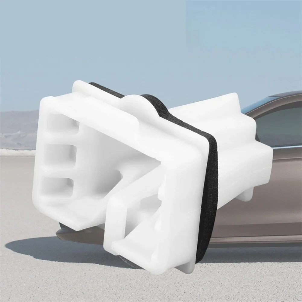 Plastic Seat Clips Car Seat Retainer Clips For Seat Assembly Easy Installation High Reliability New Condition Plastic Material