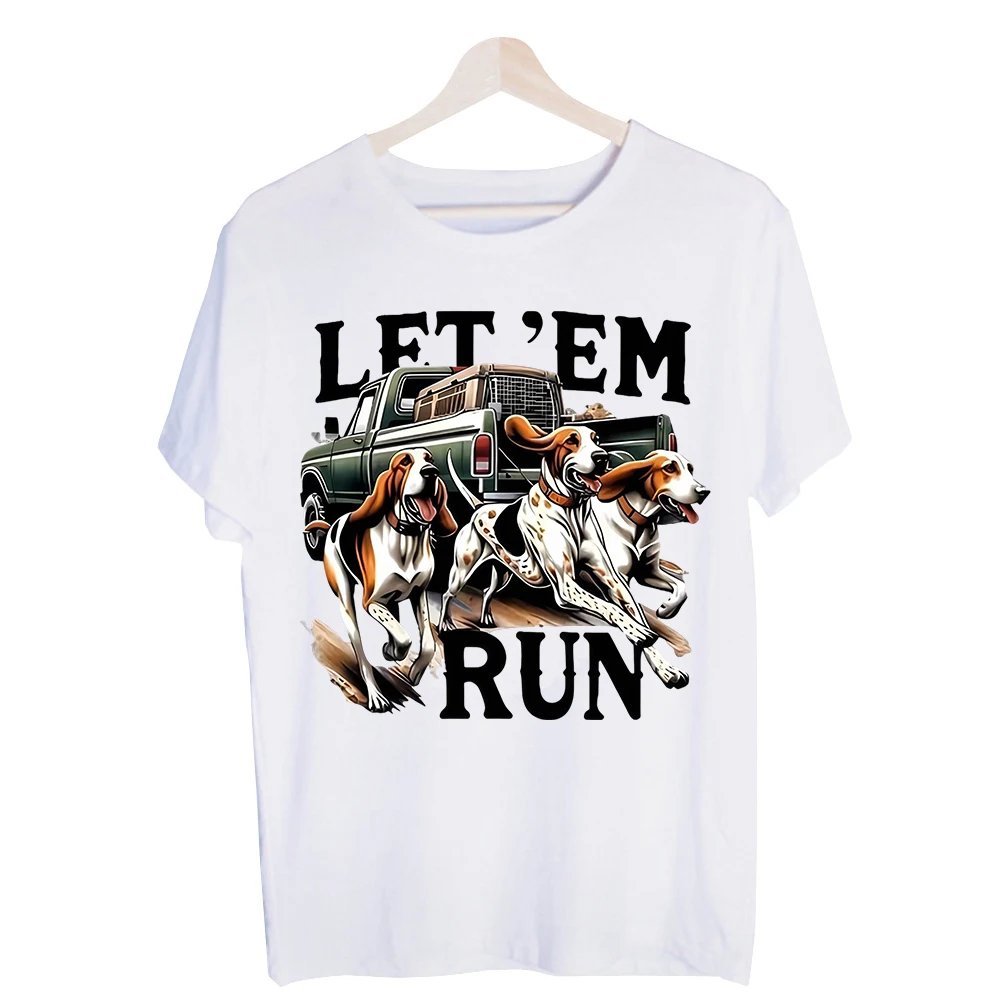 Men's Hound Dog and Pickup Truck Graphic Tee, Short Sleeve Crew Neck T-Shirt for Casual Outdoor and Weekend Wear