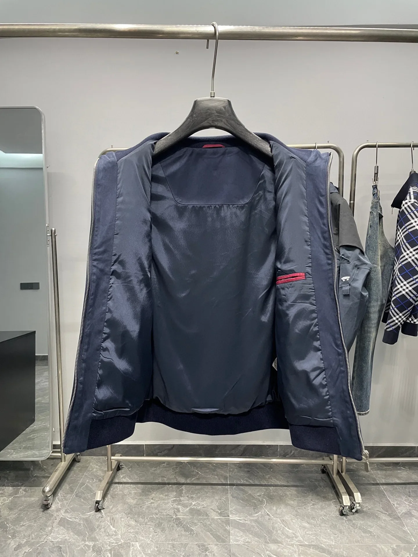 سترة BC كاجوال بياقة واقفة وجيب